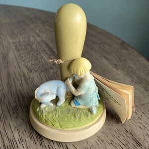 Hill Design Inc Winnie the Pooh - Christopher Robbin with Eeyore Cooking Press